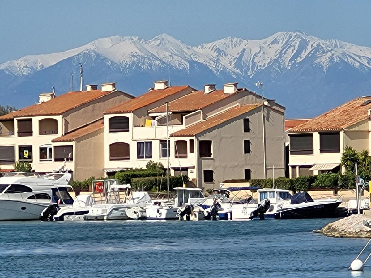 Villa Aux Capellans Sur La Marina Pour 4 Personnes - Vue Marina - Parking - Plage A 5 Min A Pied Saint-Cyprien  Exteriör bild